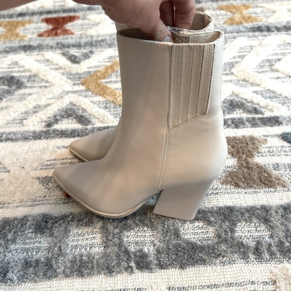 Steve Madden Rickki Pointed to Boot - Picture 4 of 9